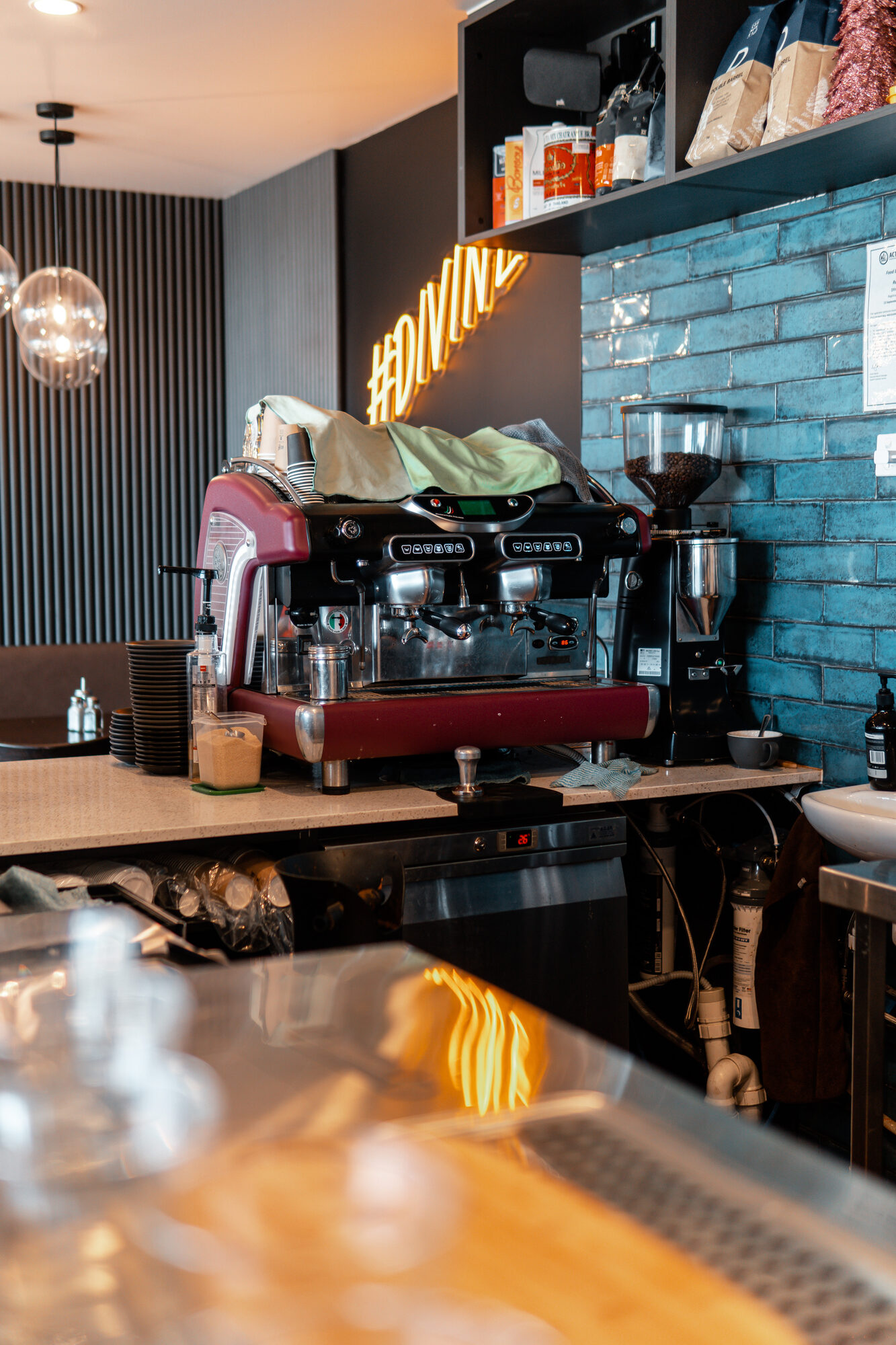 Divine Cafe & Bar — Hospitality Fitout