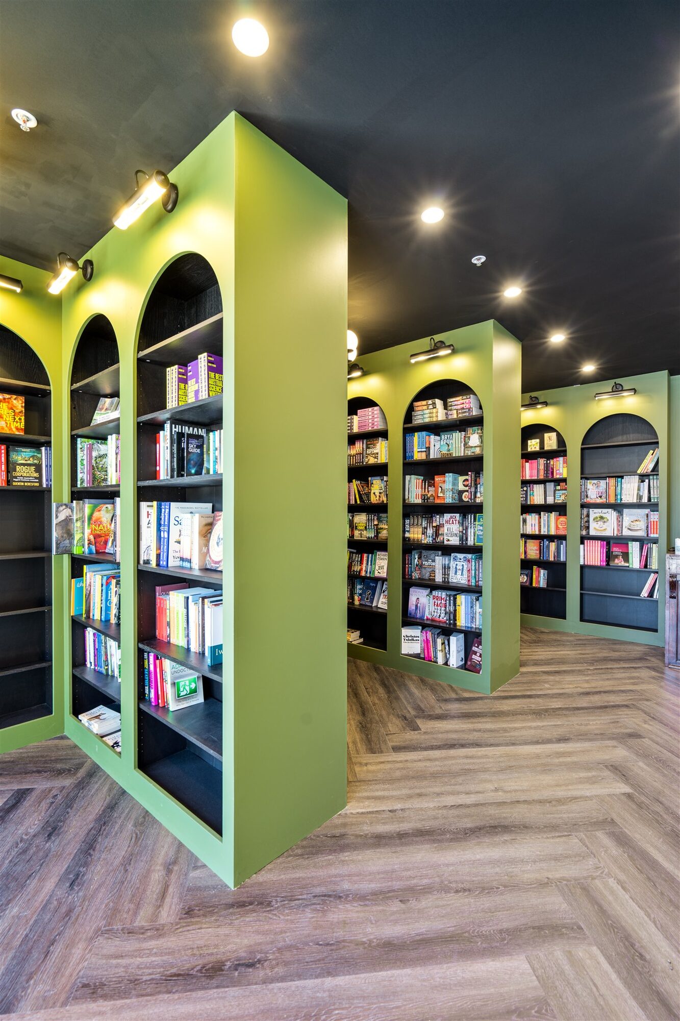 Book Passion — Bookstore Retail Fitout