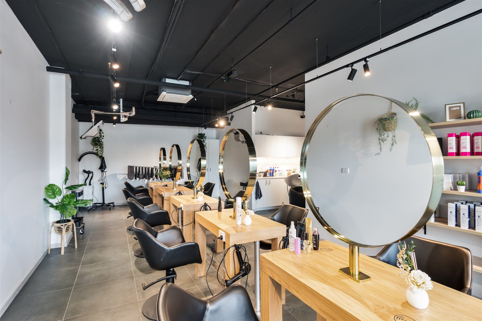 J&J Hair — Dickson Market Salon Fitout