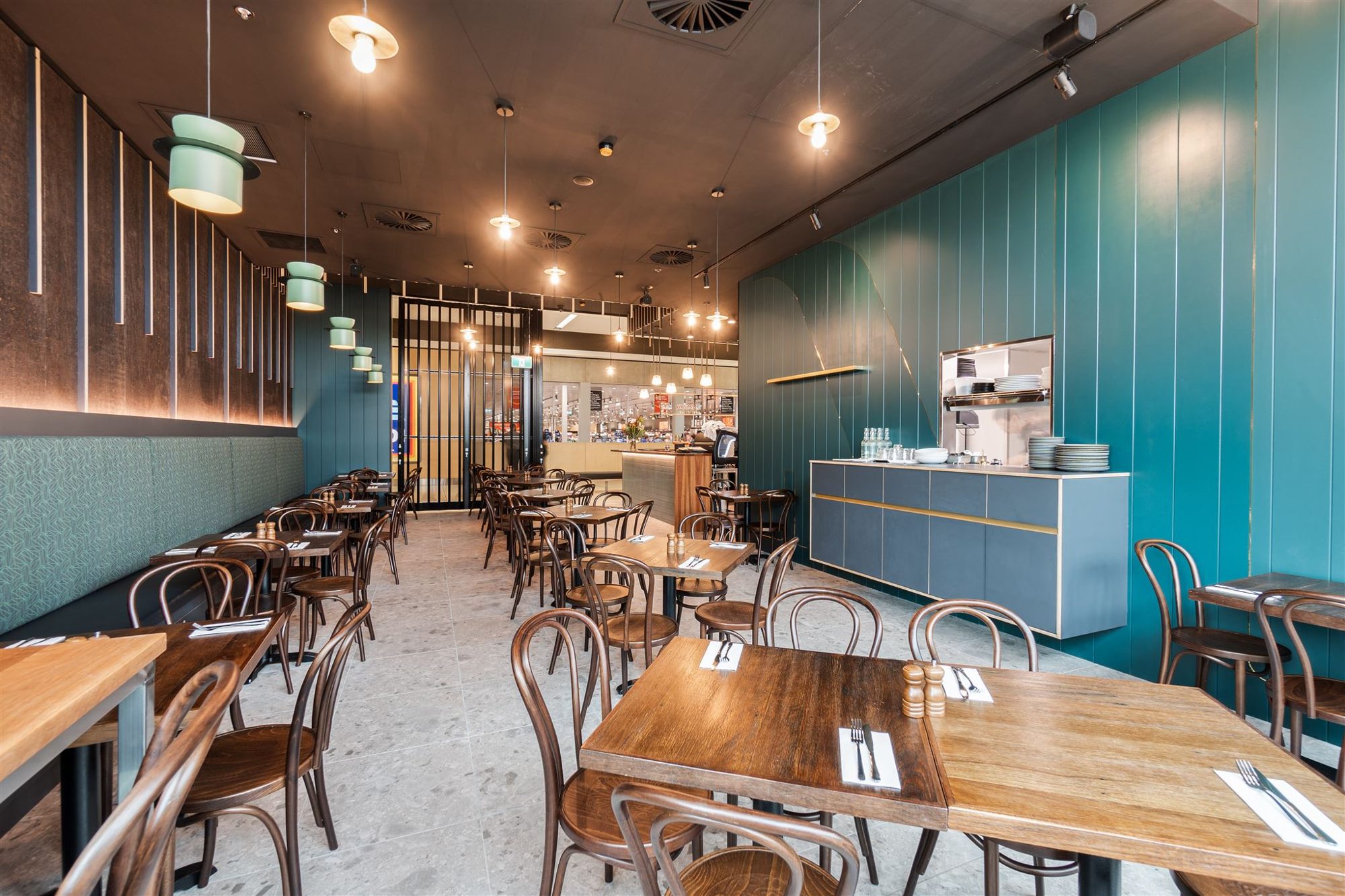 Majura Bar & Grill — Hospitality Fitout
